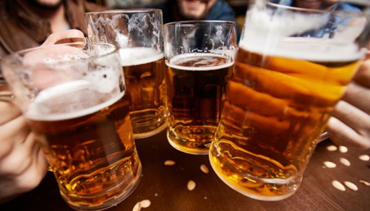 Пиенето на бира през зимата се увеличава заради предлагането на нови тъмни и червени марки пиво
