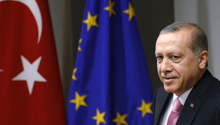 Европейският парламент прие резолюция за замразяване на преговорите за присъединяване на Турция към ЕС