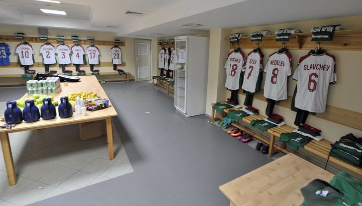 Разходка зад кулисите часове преди мача с Беларус