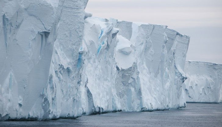 То има за цел да ограничи повишаването на средната температура на Земята с под 2 градуса по Целзий То има за цел да ограничи повишаването на средната температура на Земята с под 2 градуса по Целзий