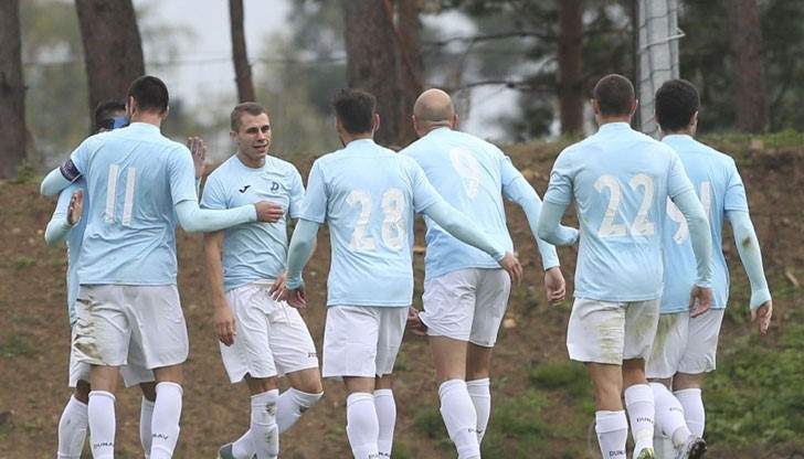 Междувременно фенове на "Дунав" стартираха онлайн петиция с настояване за разследване на съдийството Междувременно фенове на "Дунав" стартираха онлайн петиция с настояване за разследване на съдийството