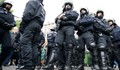 Германската полиция нахлу в берлински мигрантски център