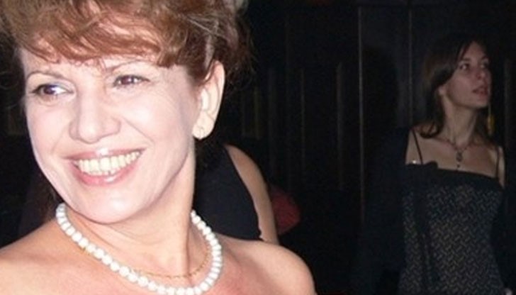 Поклон пред паметта й! Поклон пред паметта й!