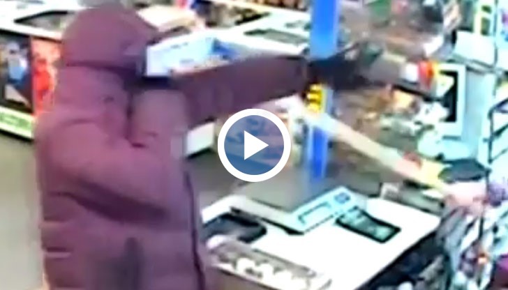 Малко по-късно пишман крадецът е заловен от полицията.