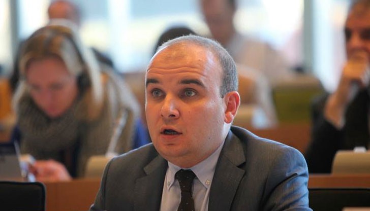 Това съобщават от пресофиса на евродепутата на ДПС Илхан Кючюк