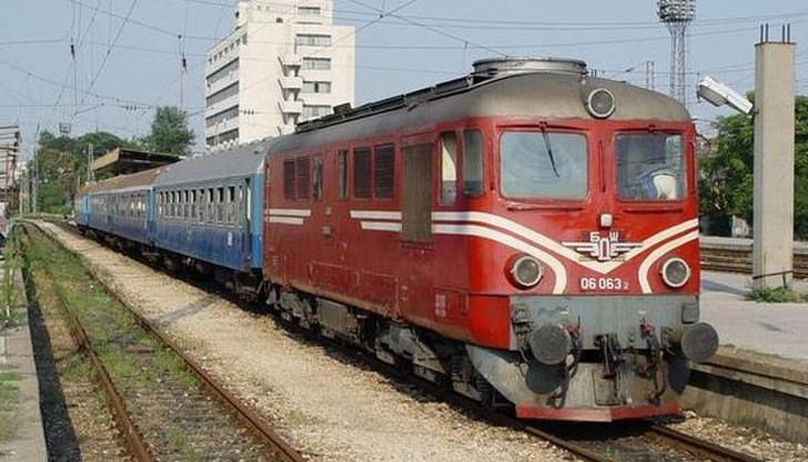 Увеличението на съставите на влаковете се прави с цел да бъде осигурено удобното придвижване на клиентите по време на почивните дни по повод настъпването на Новата 2017-а година