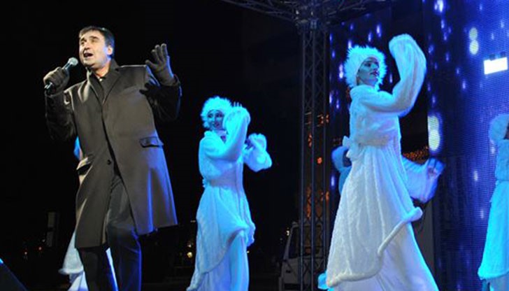 Коледният концерт-спектакъл беше подарък от Община Русе за всички русенци