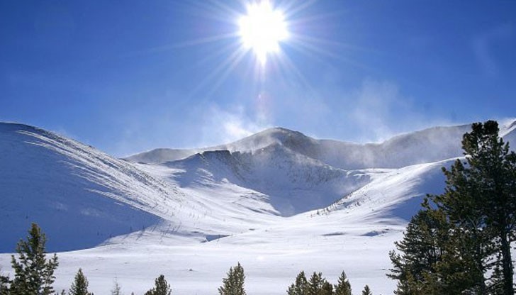 На отделни места ще се образуват поледици след валежи през нощта