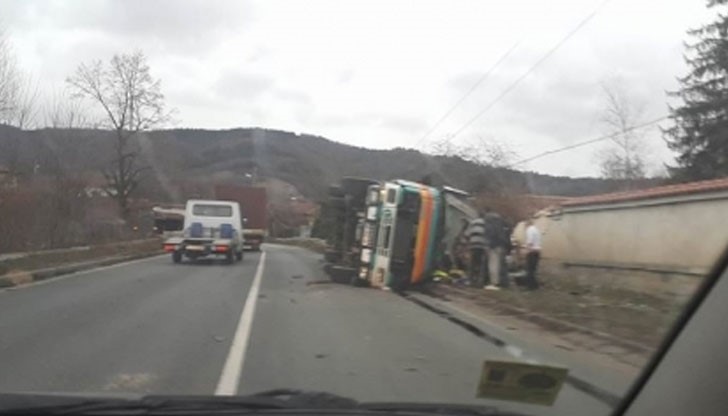 Жестока катастрофа е станала преди минути на пътя Мездра - Ботевград