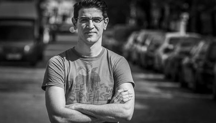 Та днес, поне днес може малко по-смирено, без фукане, без суета, без излишно дърдорене и бъбрене да минем, нали?!