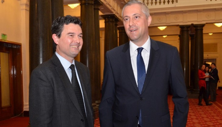 Ненчев се моли да си запази мястото, защото прокуратурата щяла да го цапардоса