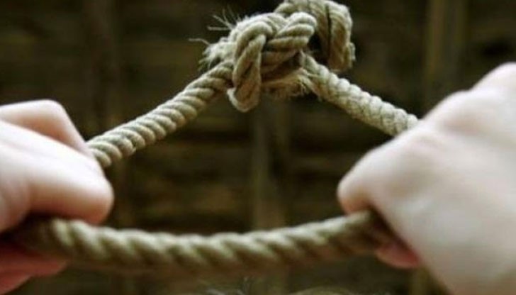 Момчето оставило предсмъртно писмо, от което става ясно, че е сложил край на дните си заради любовна мъка