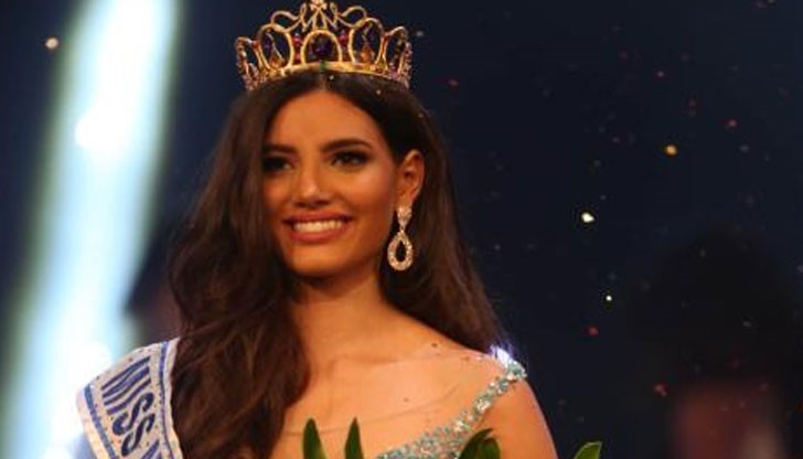 Перва подгласничка стана представителката на Доминиканската република Ярица Мигелина Рейес Рамирес, а втора - индонезийката Наташа Мануела