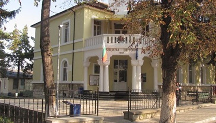 Ако хората искат техните смърти, раждания и бракове да се записват и в националната база данни, те трябва отново да се включат към Интернет Ако хората искат техните смърти, раждания и бракове да се записват и в националната база данни, те трябва отново да се включат към Интернет