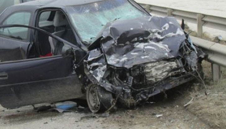 При пътните инциденти са пострадали леко 4 човека При пътните инциденти са пострадали леко 4 човека