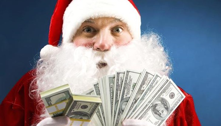 Мъж, облечен като Дядо Коледа, ограби банка навръх Бъдни вечер Мъж, облечен като Дядо Коледа, ограби банка навръх Бъдни вечер