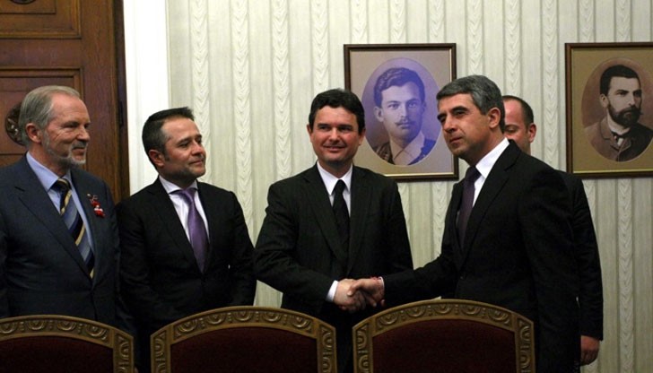 Представители на РБ ще получат мандата днес в 11:00 часа на „Дондуков” 2 Представители на РБ ще получат мандата днес в 11:00 часа на „Дондуков” 2