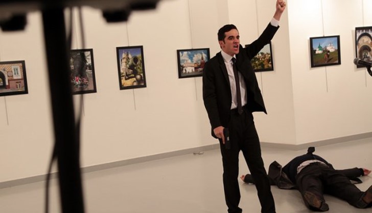 Турски полицай застреля руския посланик в Турция