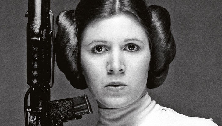 Холивудската звезда Кари Фишър, станала популярна с ролята си на принцеса Лея Моргана в "Междузвездни войни", е получила масивен сърдечен удар Холивудската звезда Кари Фишър, станала популярна с ролята си на принцеса Лея Моргана в "Междузвездни войни", е получила масивен сърдечен удар