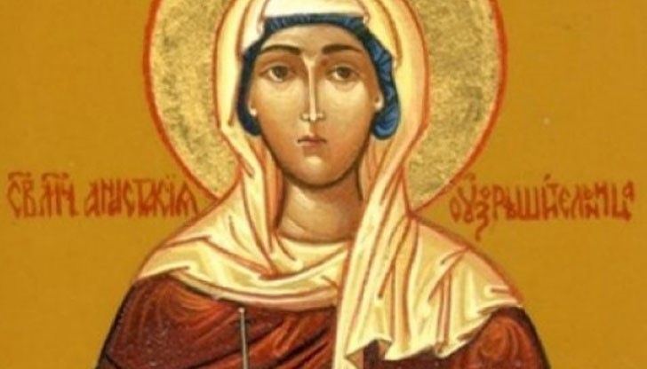 В народните представи на българите светицата се е превърнала в своеобразно олицетворение на смъртта