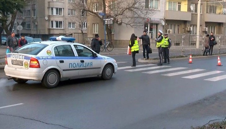 Жената е със счупен крак след инцидента