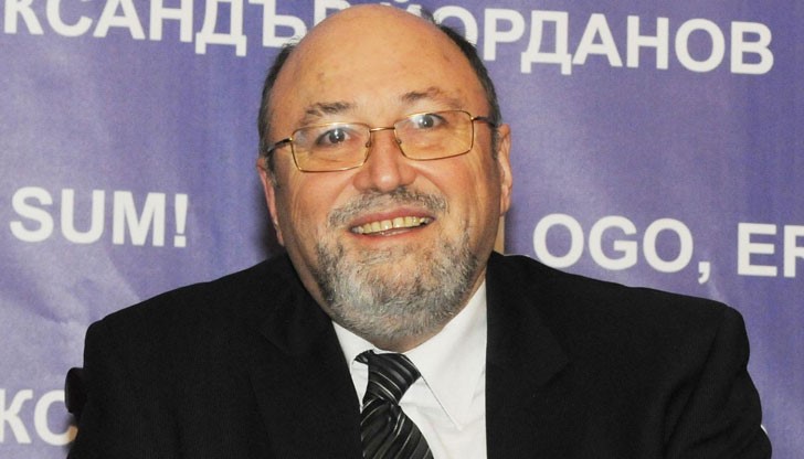 А влакът в Хитрино заради Бай .уй ли се взриви? А влакът в Хитрино заради Бай .уй ли се взриви?