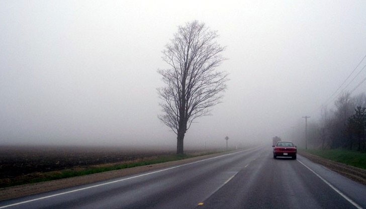 Мъгла затруднява движението в област Плевен