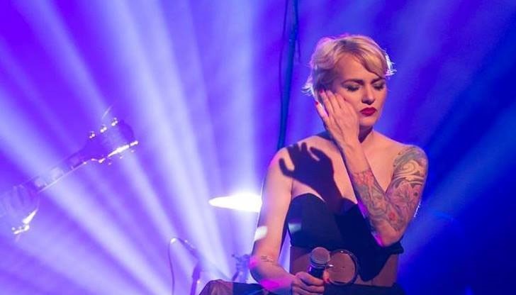 Поздрави на Фреди!