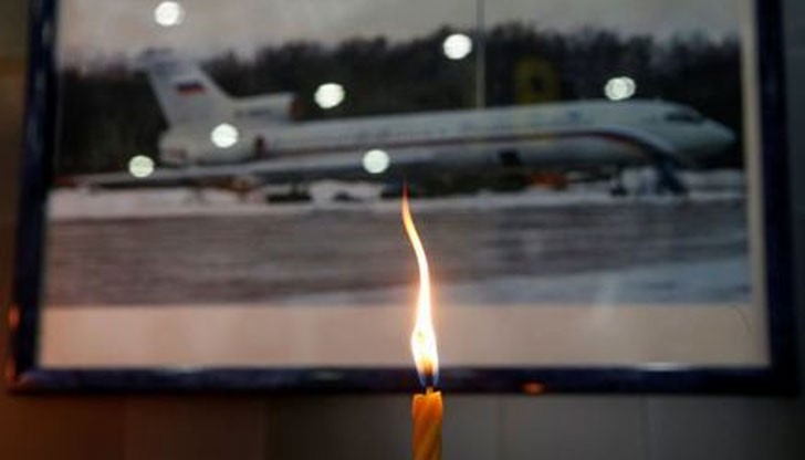 Спасителните служби установиха предполагаемото място на удара на самолета Ту-154 в акваторията на Черно море
