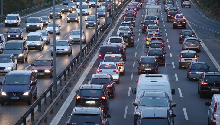 Германският парламент одобри въвеждането на тол такси, които ще засегнат само чужди коли