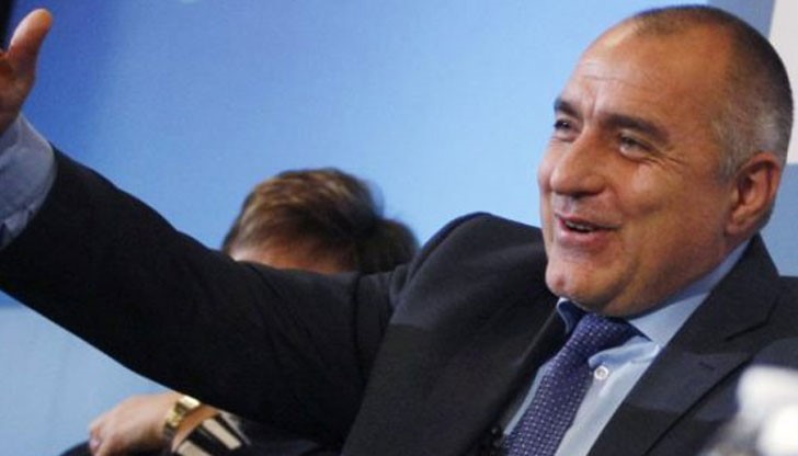 Явно не го е разбрал, щом разчита на разум, който да го избере пак! Явно не го е разбрал, щом разчита на разум, който да го избере пак!