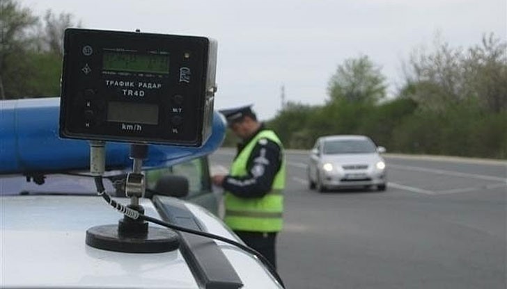 Депутатът Йордан Андонов от Благоевград се размина с глоба за шофиране с превишена скорост Депутатът Йордан Андонов от Благоевград се размина с глоба за шофиране с превишена скорост