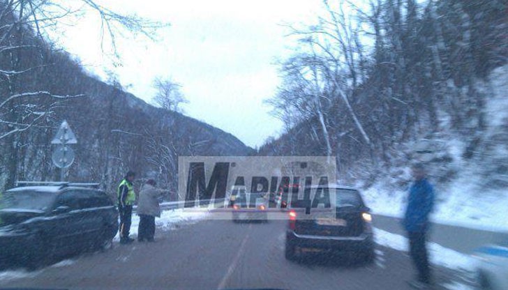 Две коли са се сблъскали челно