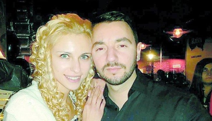 Свидетели видели любимата му Василена да посещава често през последните месеци клиника за инвитро Свидетели видели любимата му Василена да посещава често през последните месеци клиника за инвитро