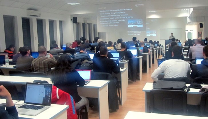 Обученията ще се провеждат в неработно време