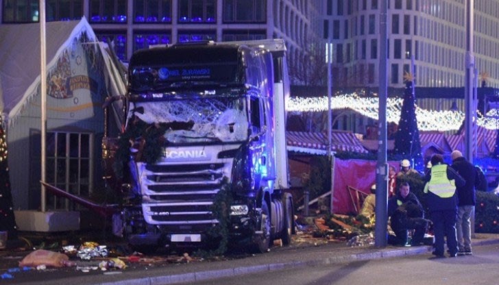 Външно министерство проверява дали българи са пострадали в касапницата с 9 загинали