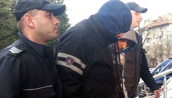 За първи път хванаха наркопратка, прекарана през зелена граница по трасе за бежанци За първи път хванаха наркопратка, прекарана през зелена граница по трасе за бежанци