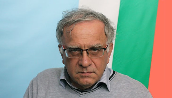 Цветозар Томов публикува във фейсбук позиция по повод вчерашната среща на шоумена Слави Трифонов с главния прокурор Цветозар Томов публикува във фейсбук позиция по повод вчерашната среща на шоумена Слави Трифонов с главния прокурор