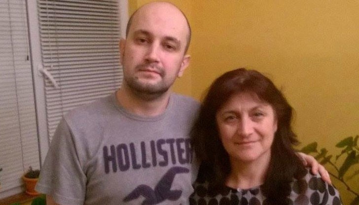 Петър има нужда от операция на мозъка, струваща 80 000 лева, а вече са събрани почти 50 000 Петър има нужда от операция на мозъка, струваща 80 000 лева, а вече са събрани почти 50 000