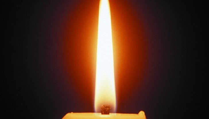 Чиновници от Шумен почетоха жертвите от Хитрино със семинар Чиновници от Шумен почетоха жертвите от Хитрино със семинар