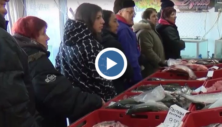 Шаранът с люспи по традиция е най-търсен за Никулден