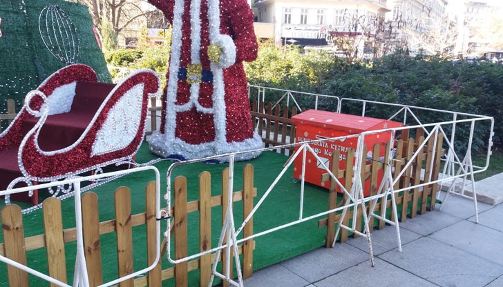 Той дойде и в нашият град...ама го заключиха със свински опашки!