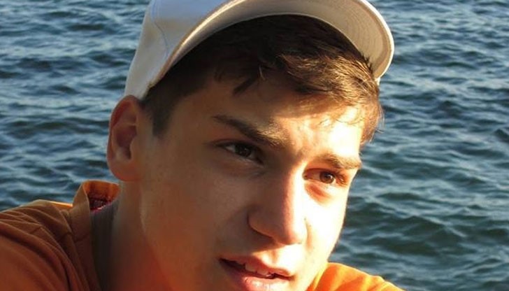 Господа политици, можете ли да се изправите лице в лице с бъдещето на нацията, без да извърнете глава отвратени? Господа политици, можете ли да се изправите лице в лице с бъдещето на нацията, без да извърнете глава отвратени?