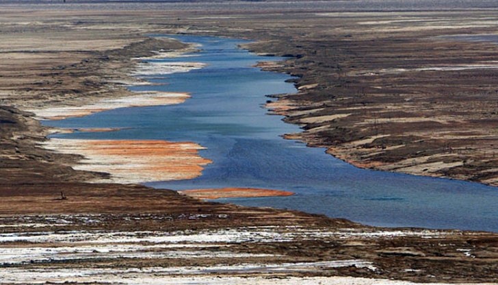 Нивото на морето продължава драстично да се понижава Нивото на морето продължава драстично да се понижава