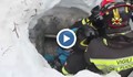 Драматични кадри от снежния капан в „Ригопиано”
