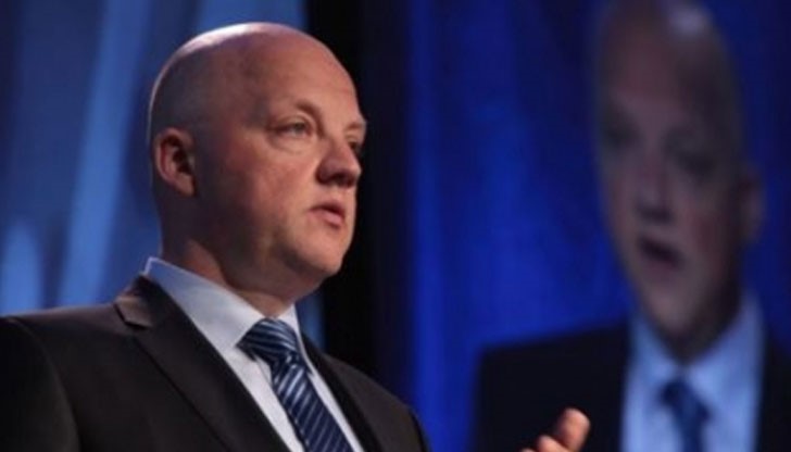 Оливер Шмит е арестуван в САЩ Оливер Шмит е арестуван в САЩ