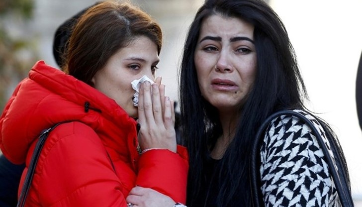 Снимки на Ройтерс от погребенията в Истанбул