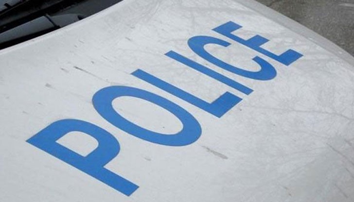 Те казват, че са държани под ключ против волята им