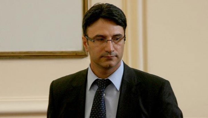 Трайков е обвинен за безстопанственост, когато беше министър на икономиката, енергетиката и туризма през 2011 година