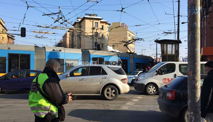 Тя е била прегазена на едно от най-натоварените кръстовища в столицата Тя е била прегазена на едно от най-натоварените кръстовища в столицата